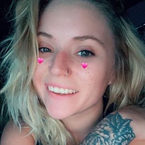 Meet your Posher, Alysha